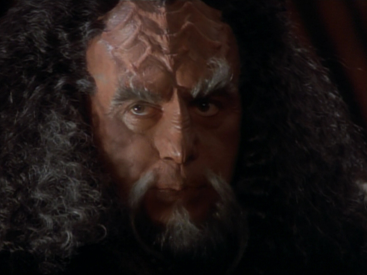 extant_StarTrekDS9_2x19-BloodOath_02289.jpg
