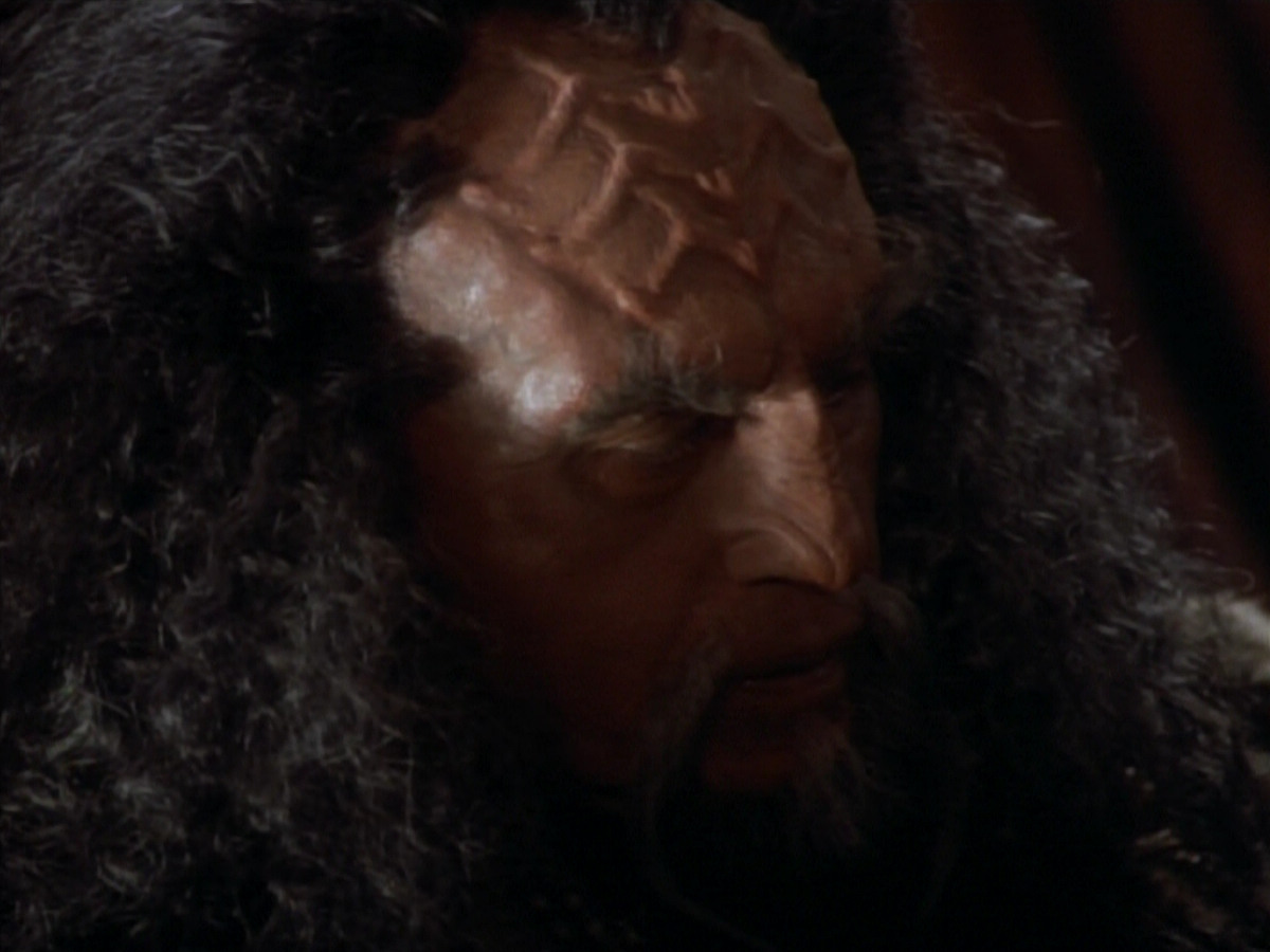 extant_StarTrekDS9_2x19-BloodOath_02301.jpg