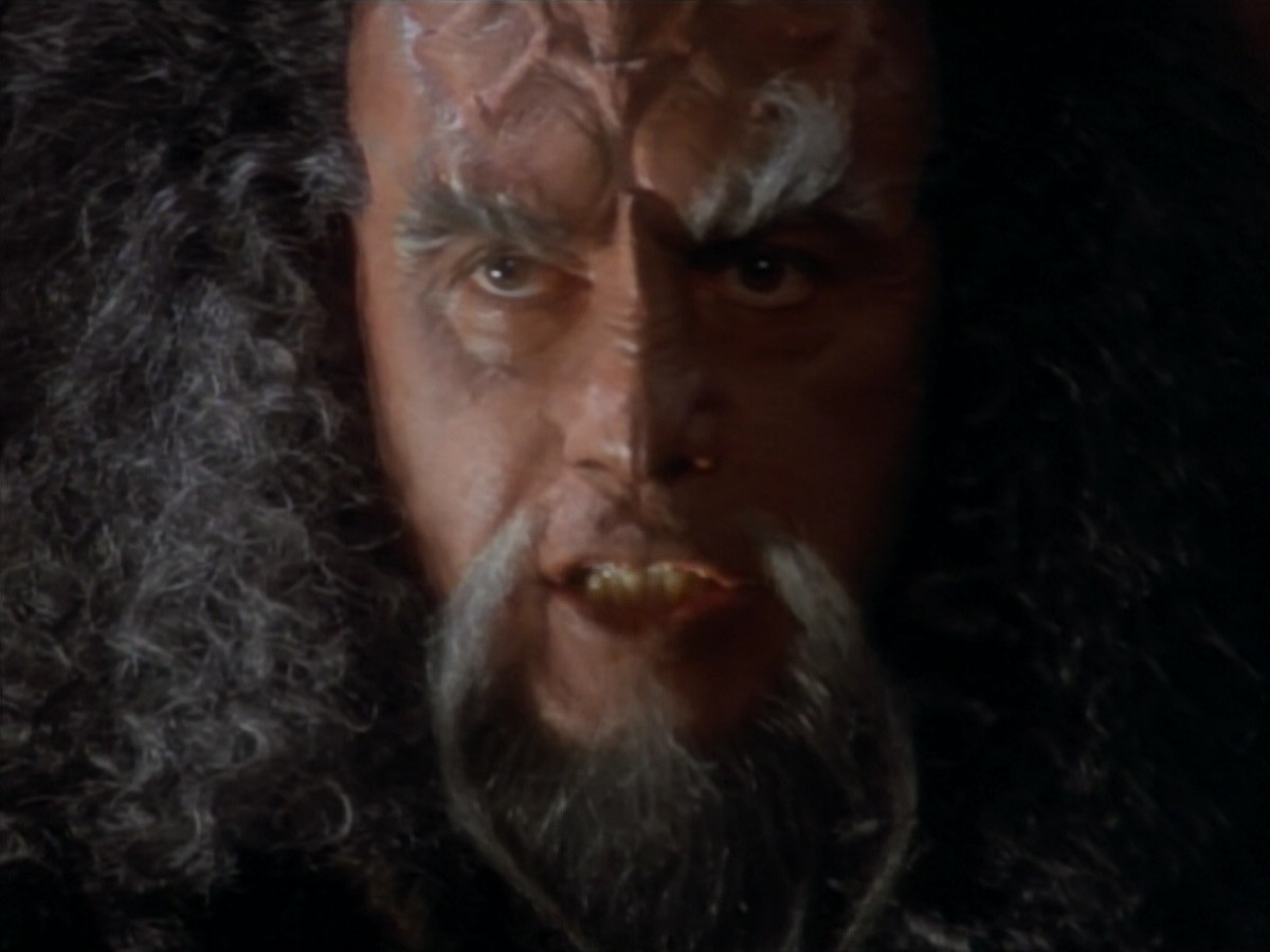 extant_StarTrekDS9_2x19-BloodOath_02327.jpg