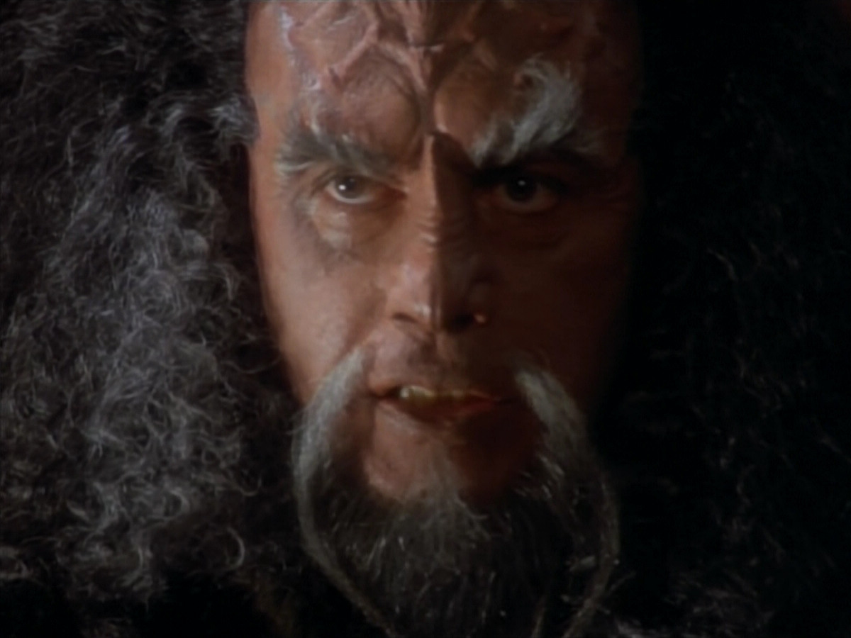 extant_StarTrekDS9_2x19-BloodOath_02328.jpg