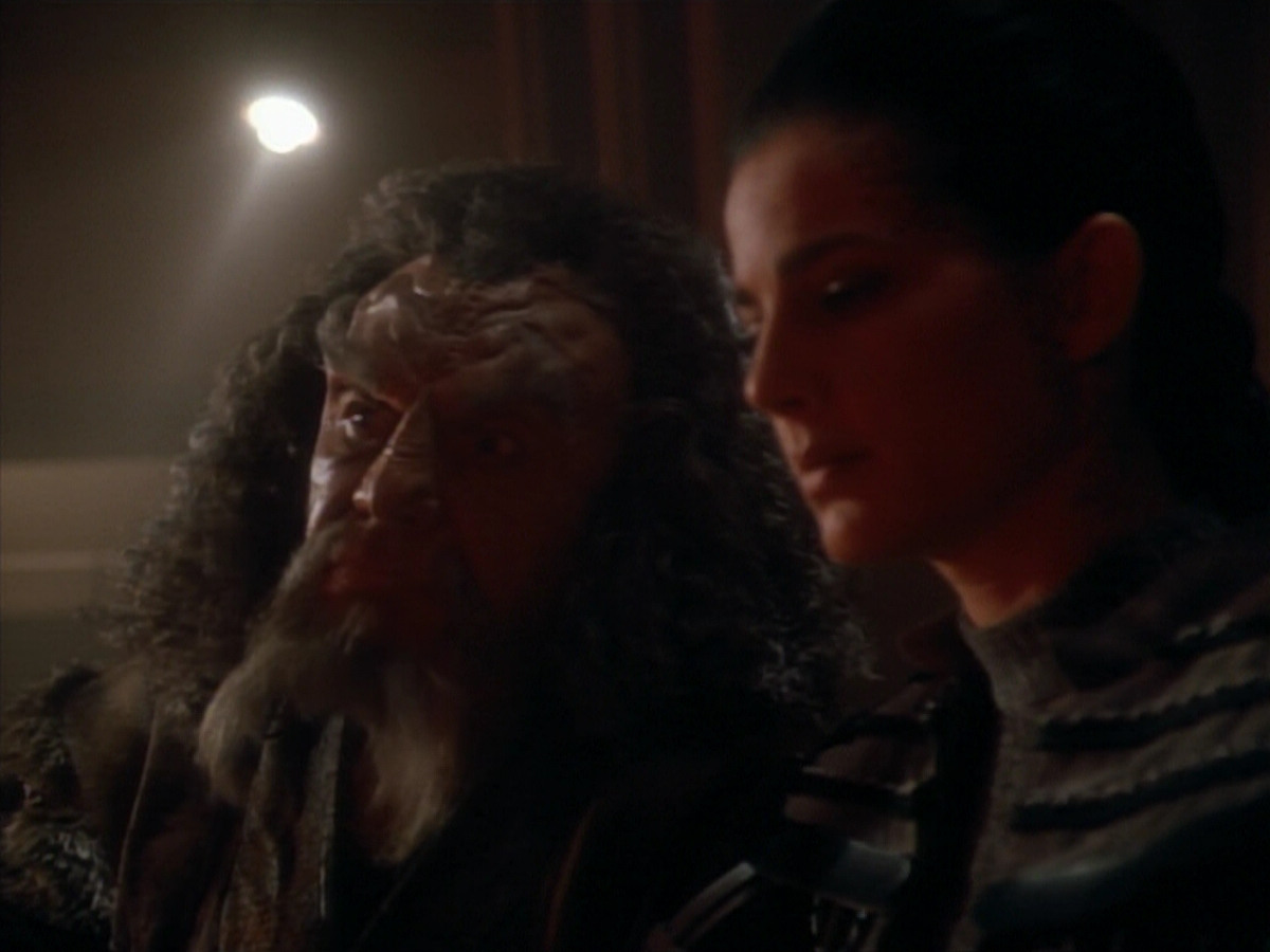 extant_StarTrekDS9_2x19-BloodOath_02553.jpg