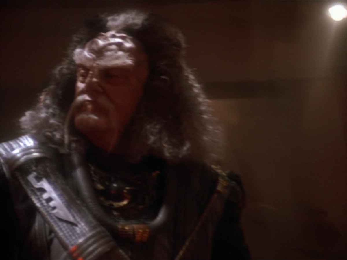 extant_StarTrekDS9_2x19-BloodOath_02596.jpg