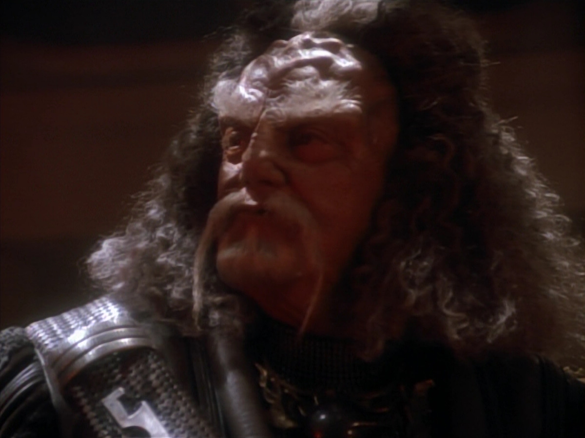 extant_StarTrekDS9_2x19-BloodOath_02600.jpg