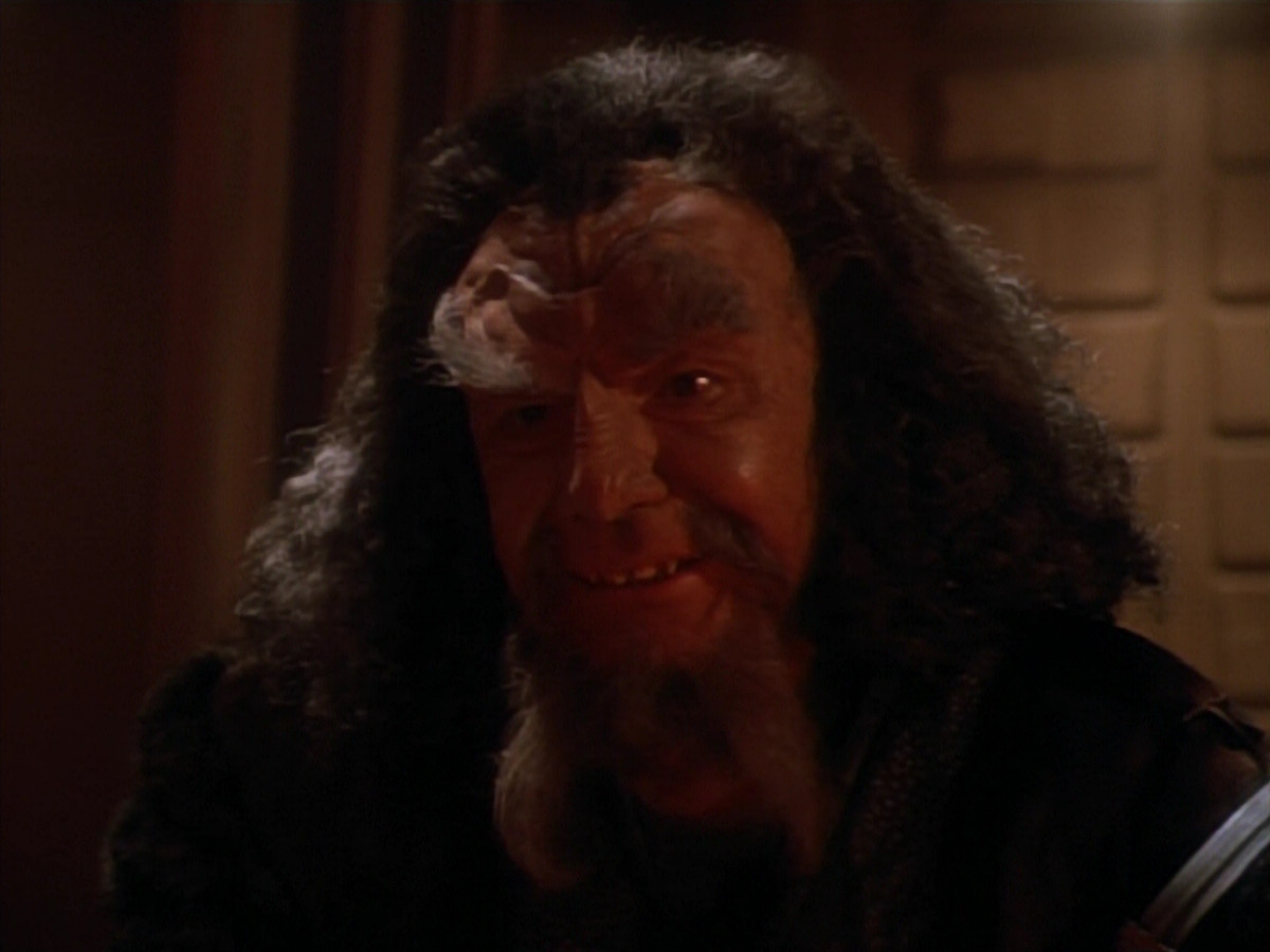 extant_StarTrekDS9_2x19-BloodOath_02606.jpg