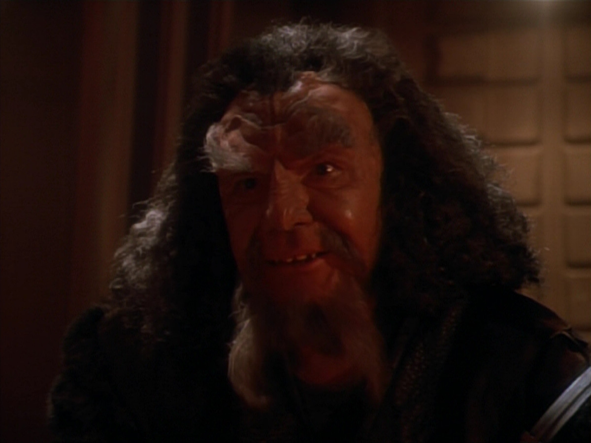 extant_StarTrekDS9_2x19-BloodOath_02608.jpg