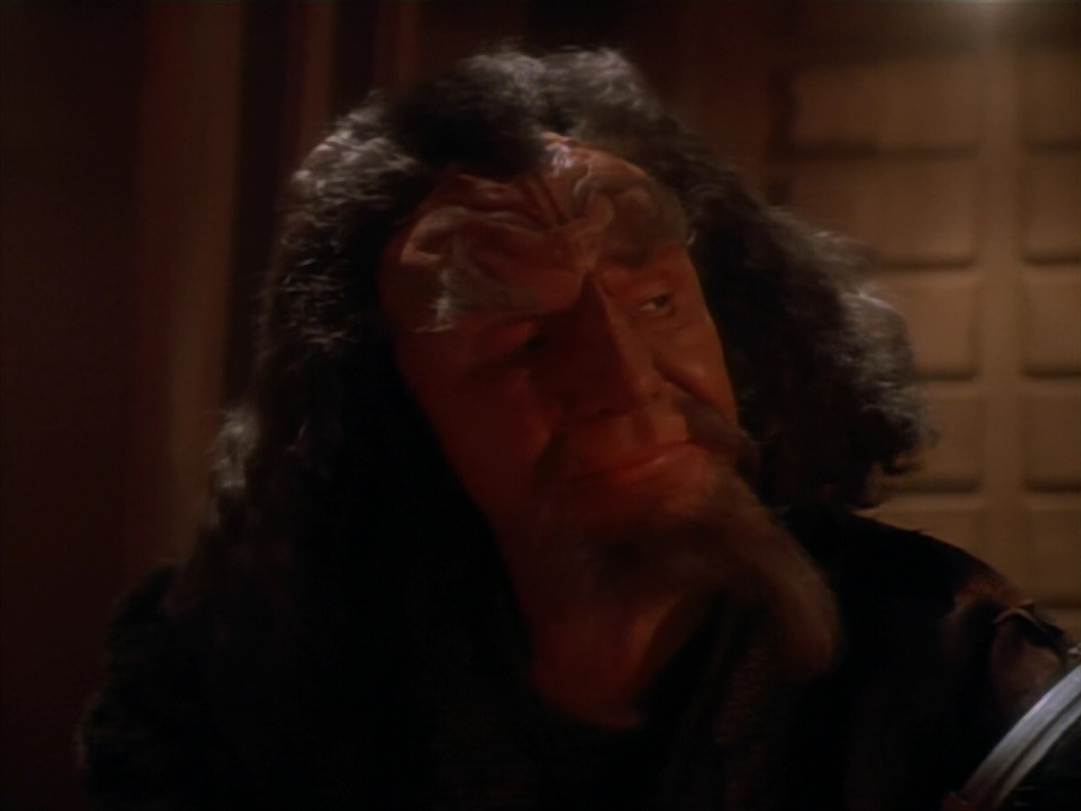 extant_StarTrekDS9_2x19-BloodOath_02609.jpg