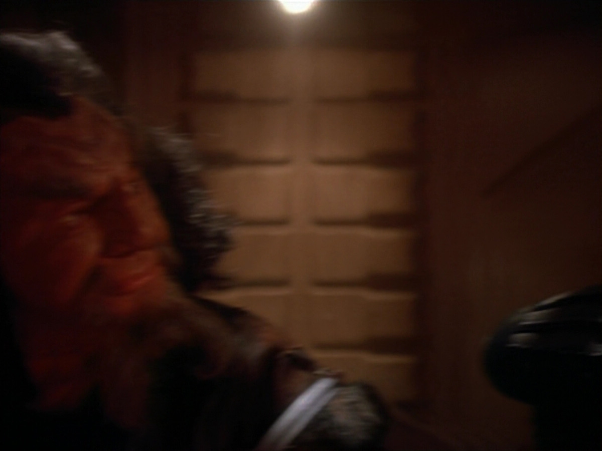 extant_StarTrekDS9_2x19-BloodOath_02610.jpg
