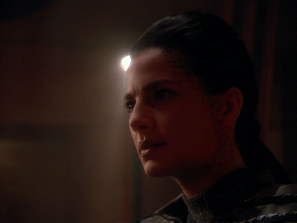 extant_StarTrekDS9_2x19-BloodOath_02682.jpg