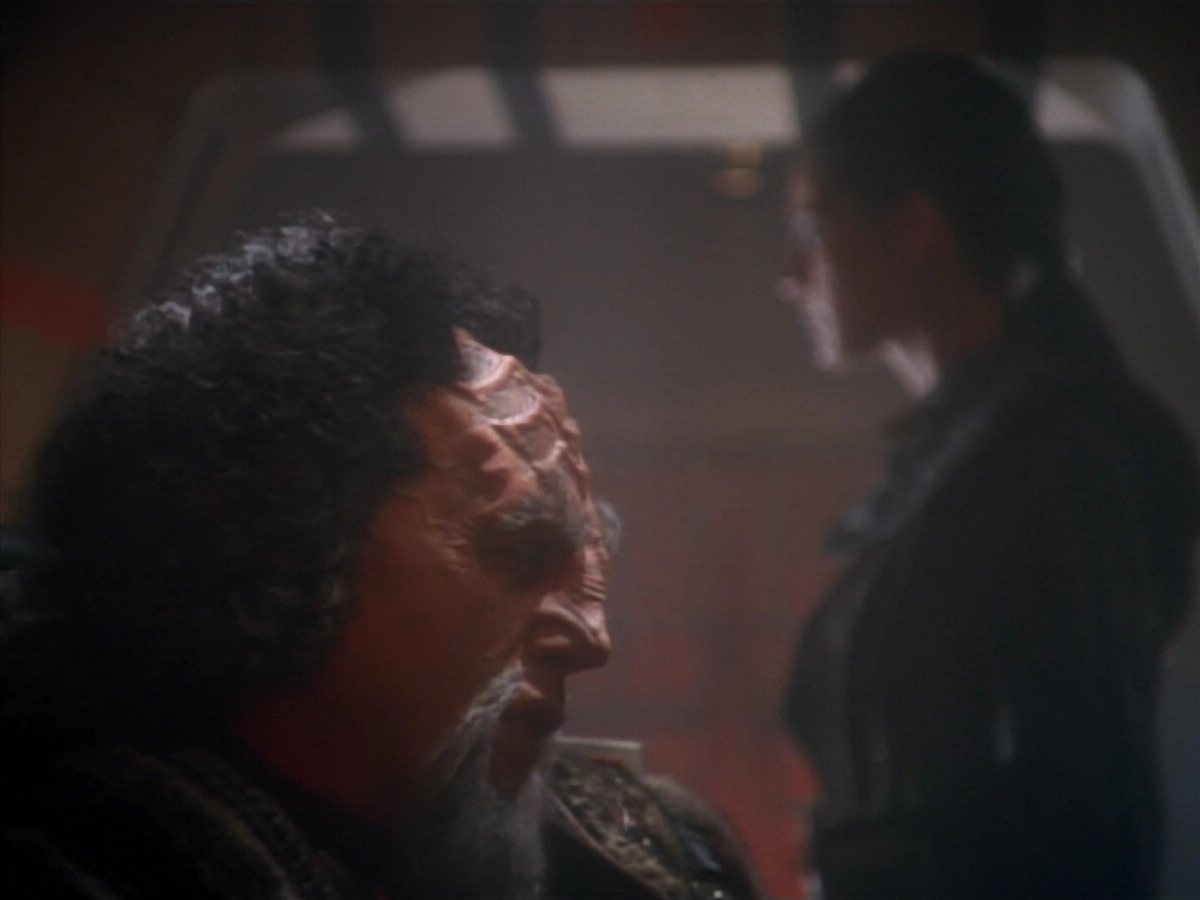 extant_StarTrekDS9_2x19-BloodOath_02773.jpg