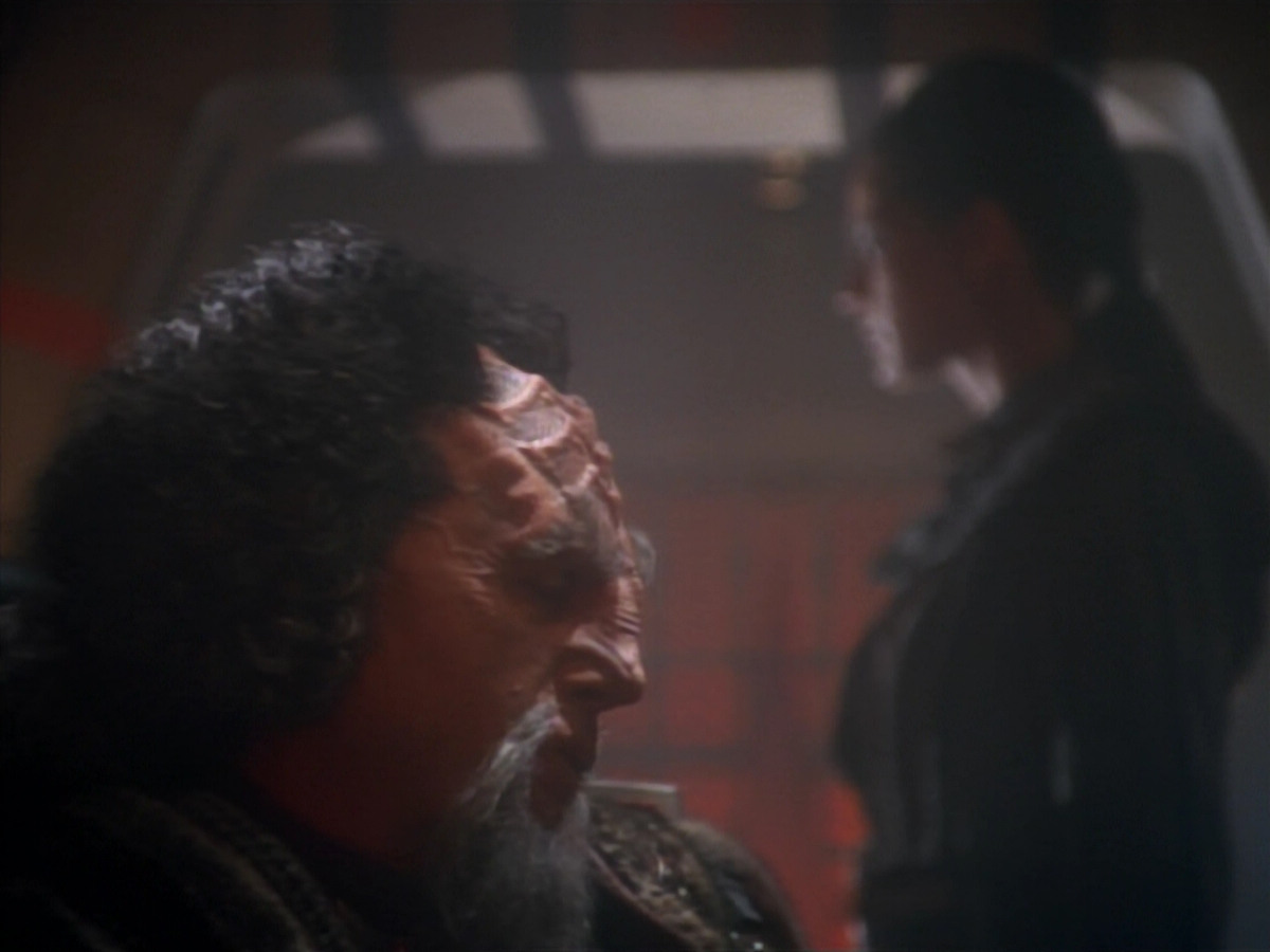 extant_StarTrekDS9_2x19-BloodOath_02775.jpg