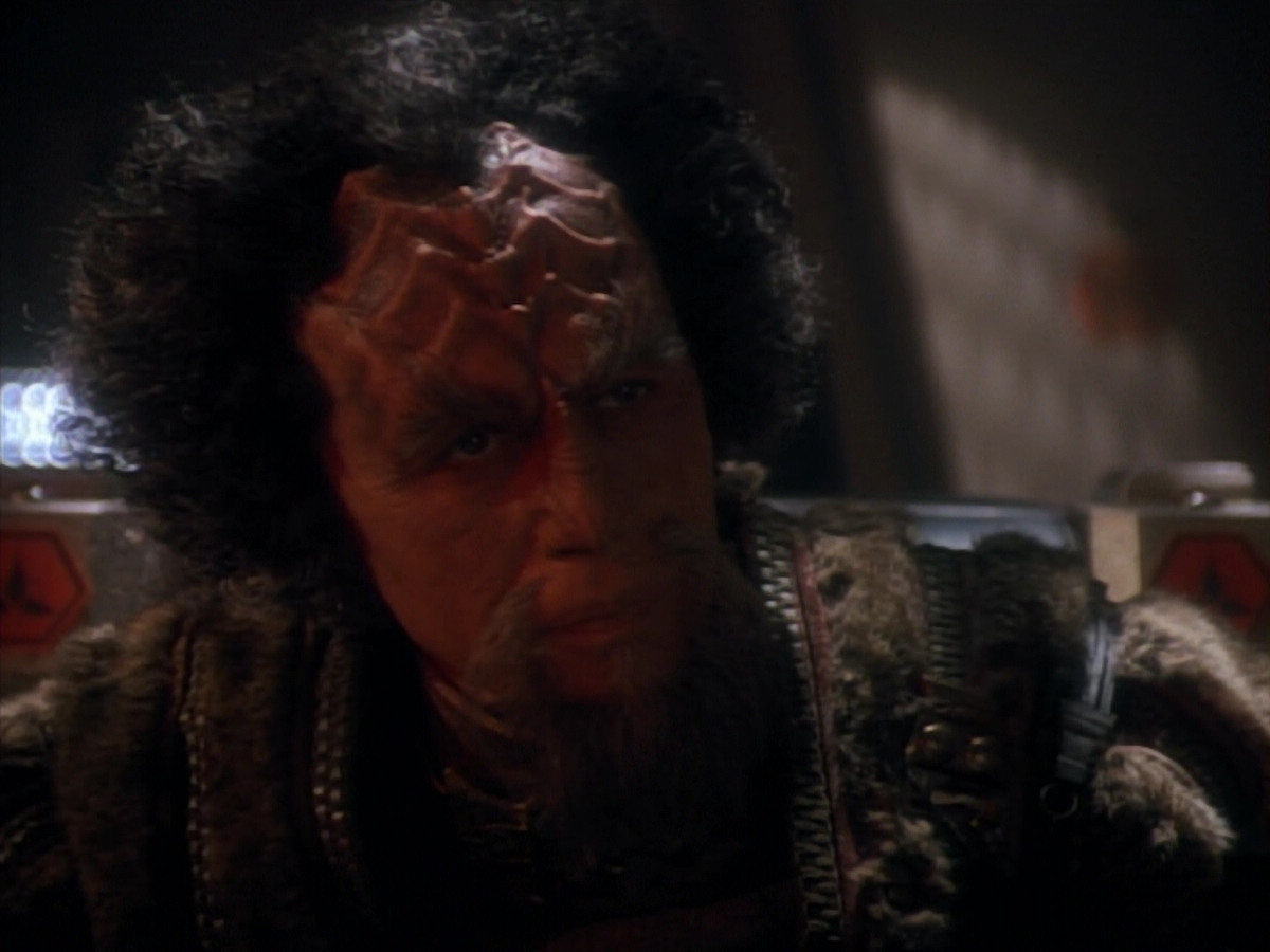 extant_StarTrekDS9_2x19-BloodOath_02902.jpg