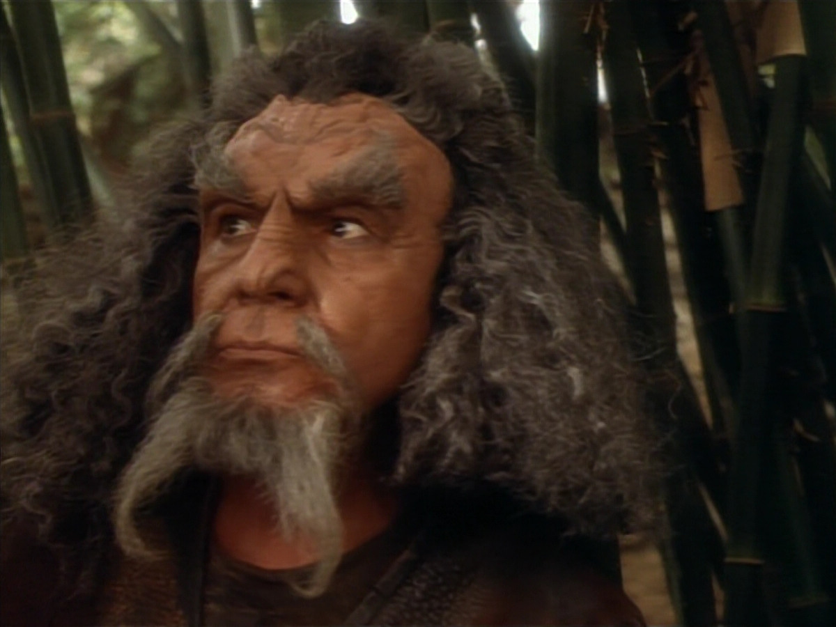 extant_StarTrekDS9_2x19-BloodOath_02937.jpg