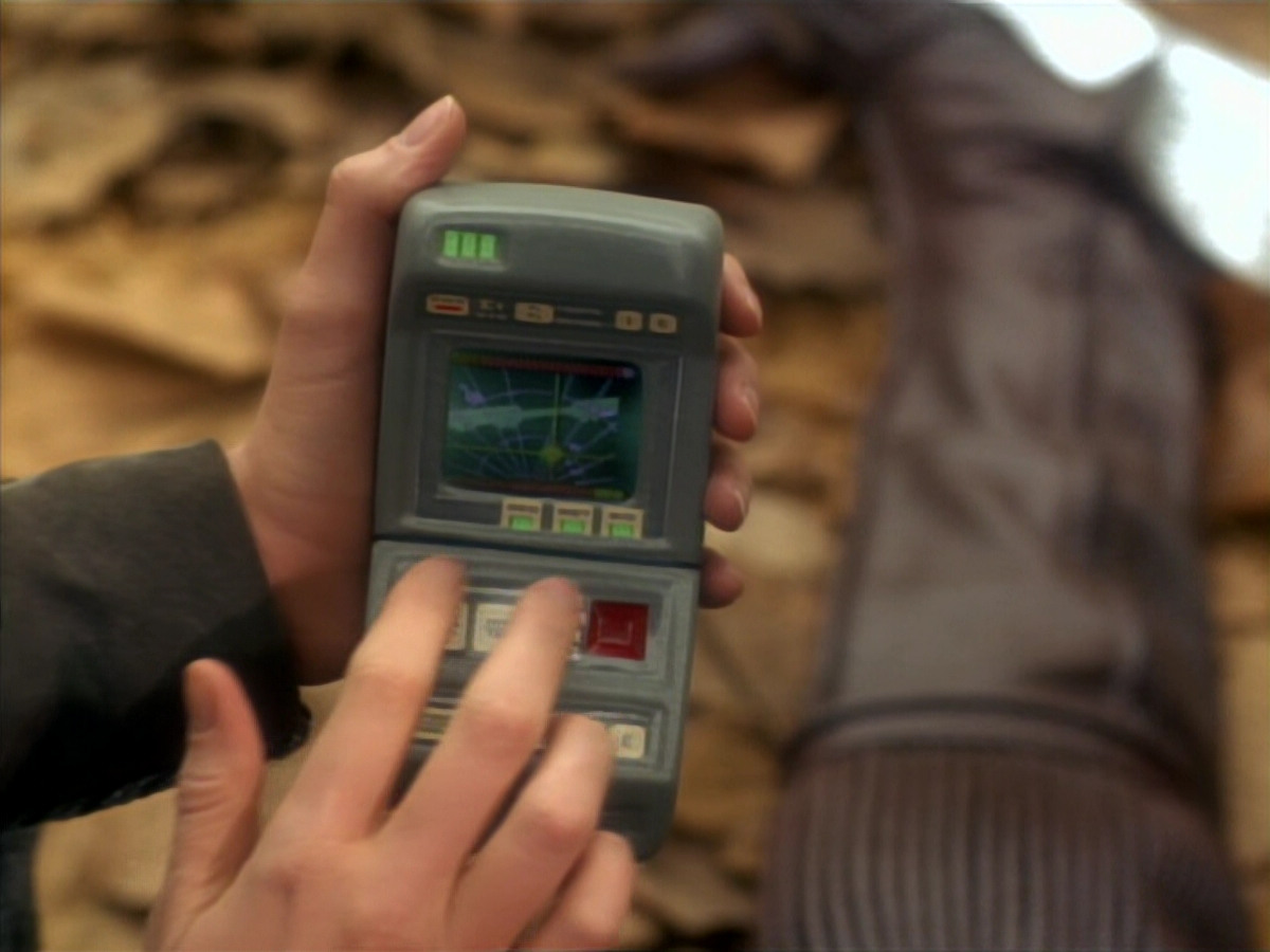 extant_StarTrekDS9_2x19-BloodOath_02951.jpg
