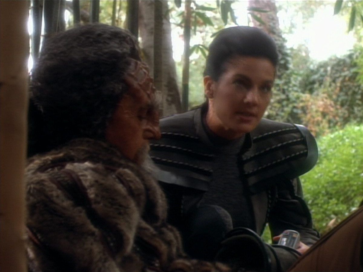 extant_StarTrekDS9_2x19-BloodOath_03031.jpg