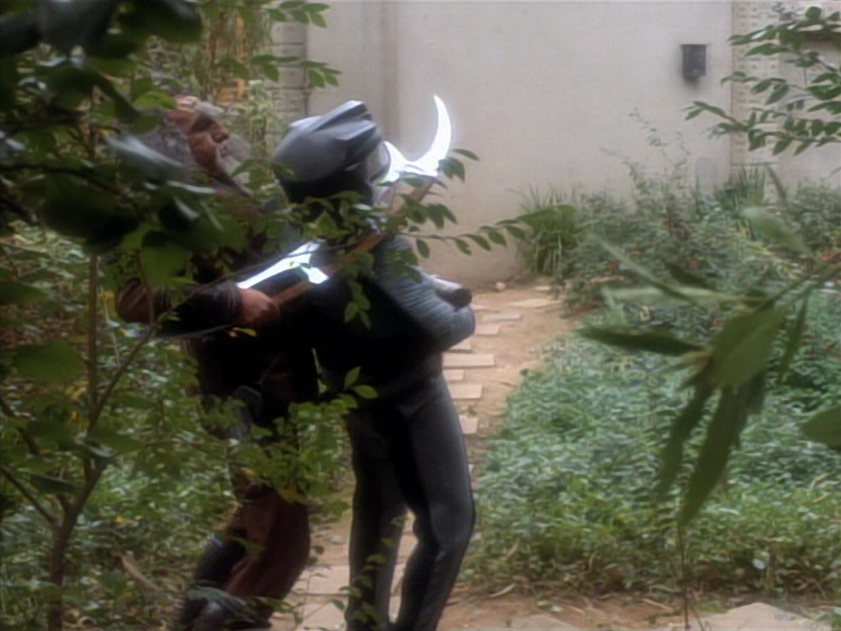 extant_StarTrekDS9_2x19-BloodOath_03139.jpg