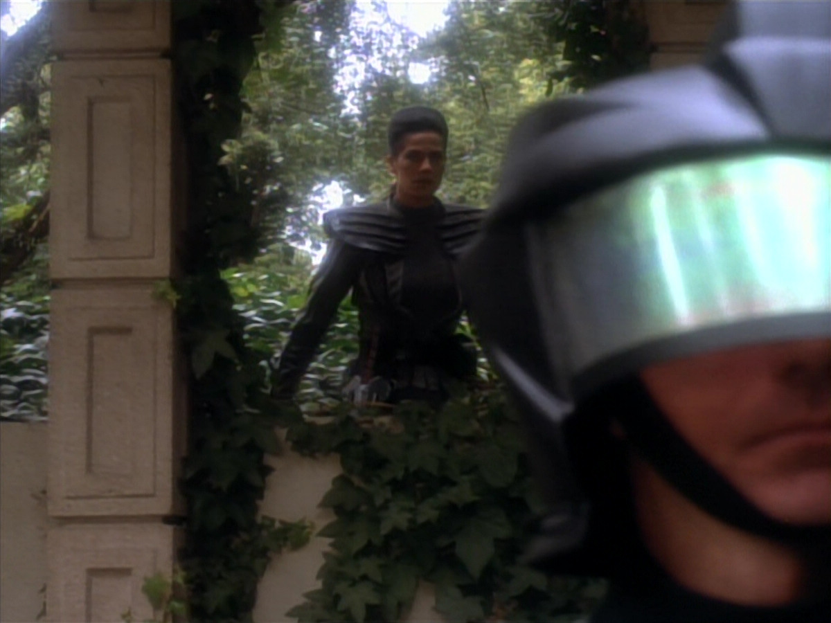 extant_StarTrekDS9_2x19-BloodOath_03155.jpg