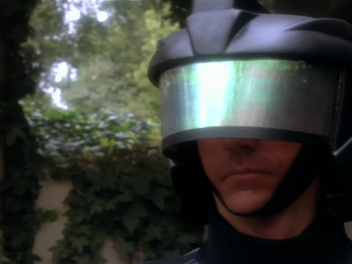 extant_StarTrekDS9_2x19-BloodOath_03158.jpg