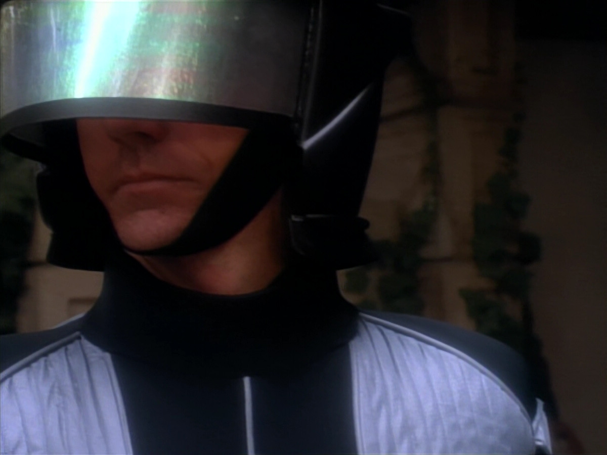 extant_StarTrekDS9_2x19-BloodOath_03161.jpg