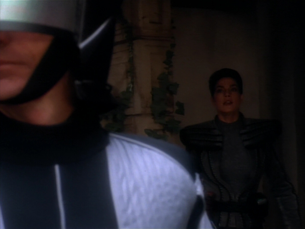 extant_StarTrekDS9_2x19-BloodOath_03163.jpg