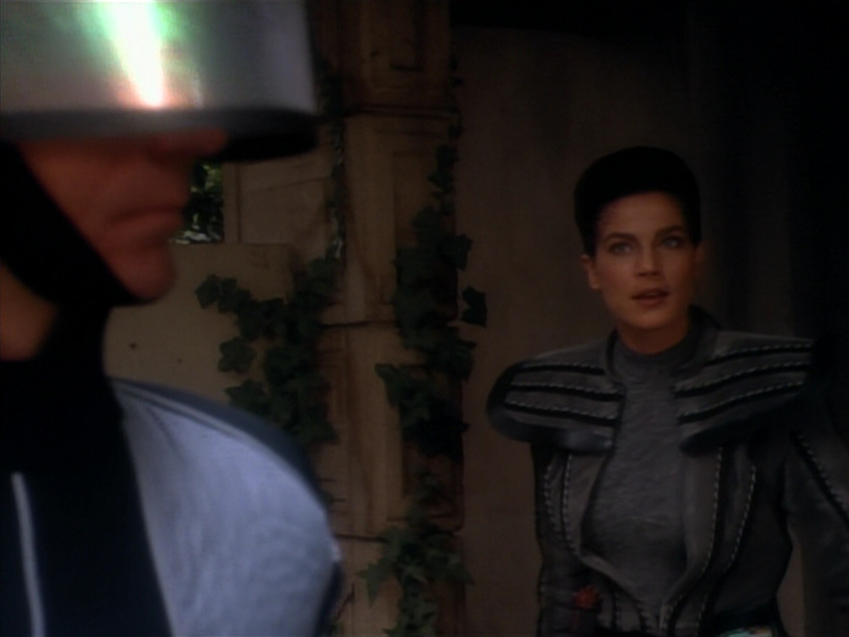 extant_StarTrekDS9_2x19-BloodOath_03165.jpg