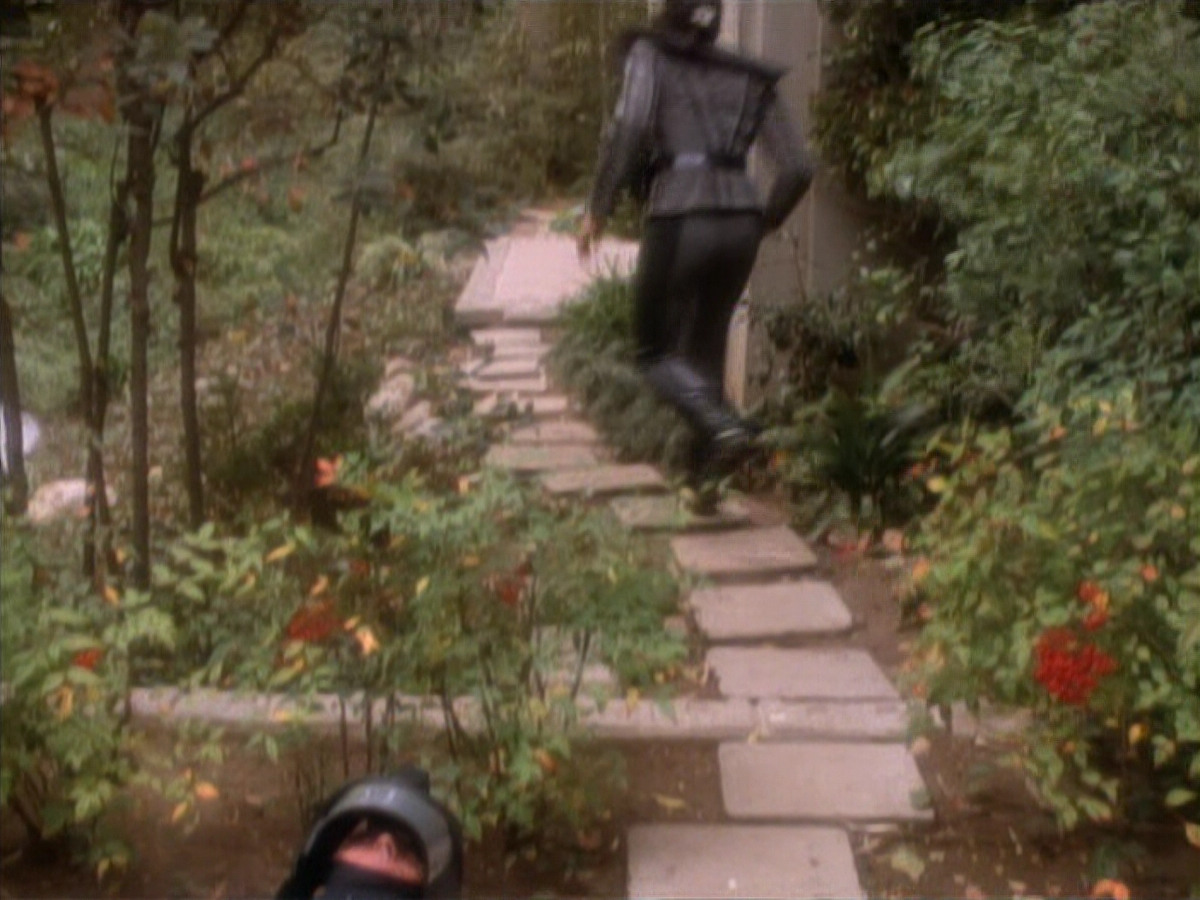 extant_StarTrekDS9_2x19-BloodOath_03174.jpg