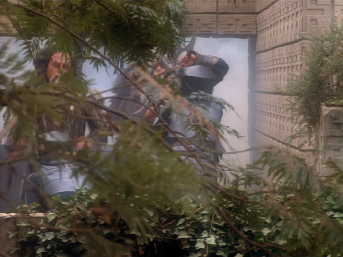 extant_StarTrekDS9_2x19-BloodOath_03268.jpg