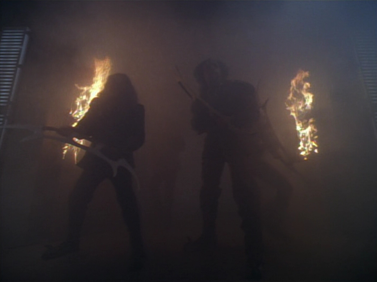 extant_StarTrekDS9_2x19-BloodOath_03313.jpg