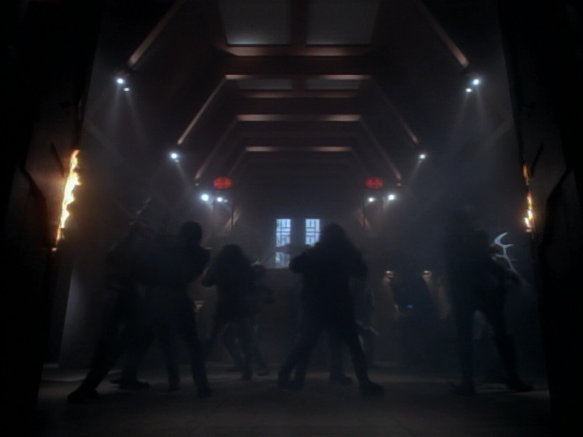 extant_StarTrekDS9_2x19-BloodOath_03323.jpg