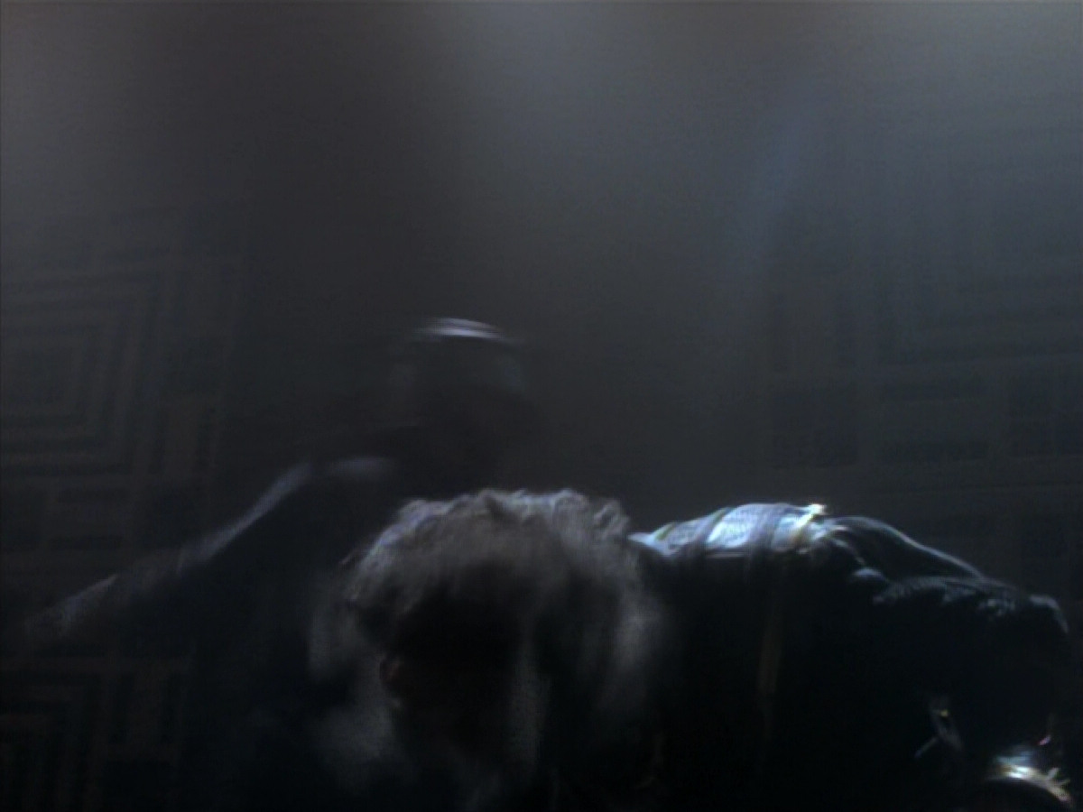 extant_StarTrekDS9_2x19-BloodOath_03340.jpg