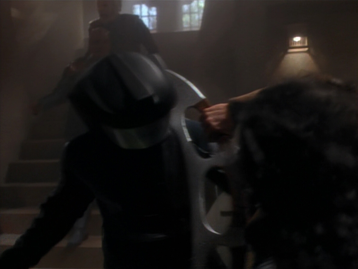 extant_StarTrekDS9_2x19-BloodOath_03355.jpg