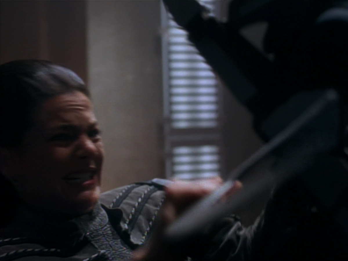 extant_StarTrekDS9_2x19-BloodOath_03510.jpg