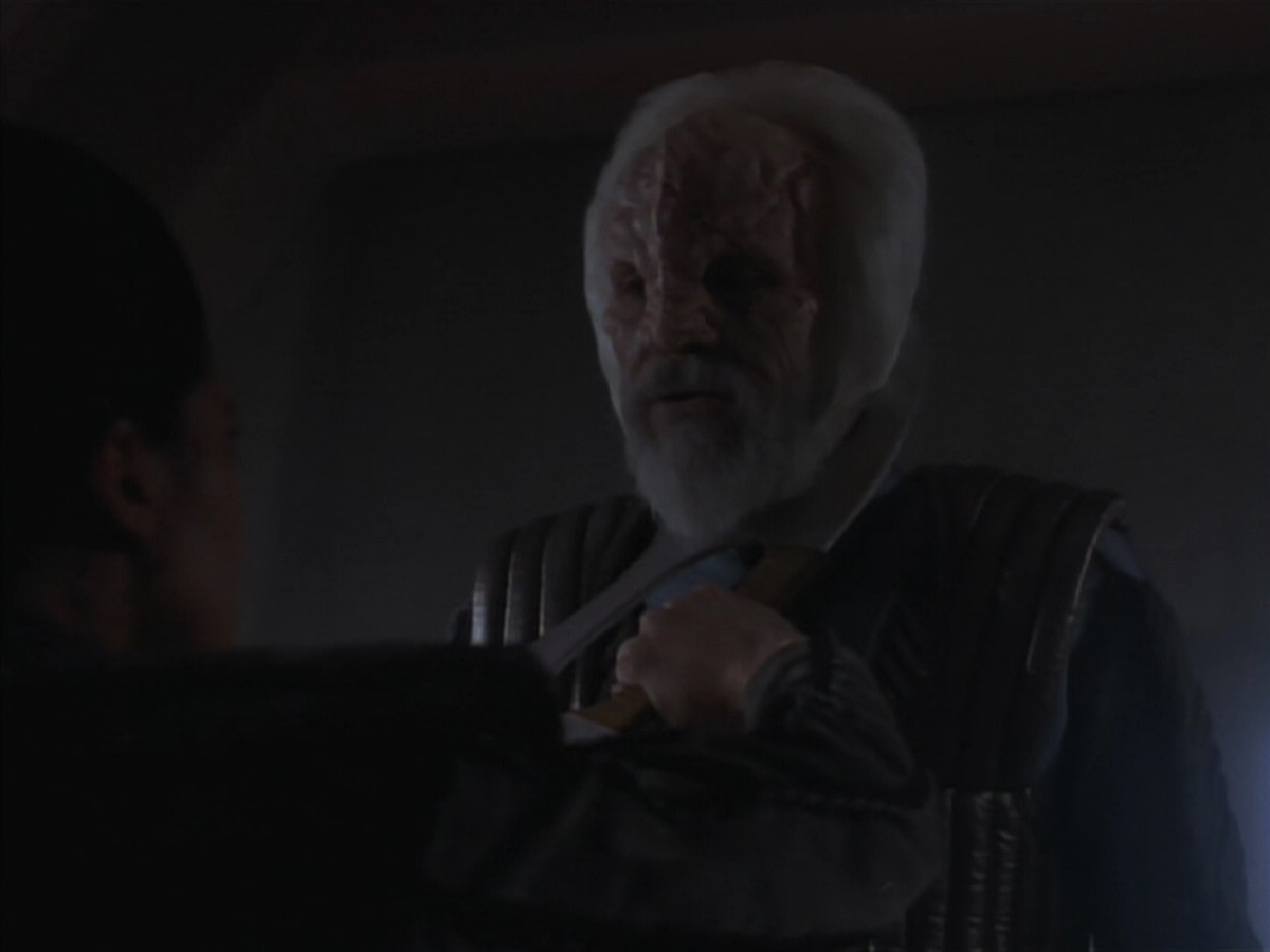 extant_StarTrekDS9_2x19-BloodOath_03574.jpg