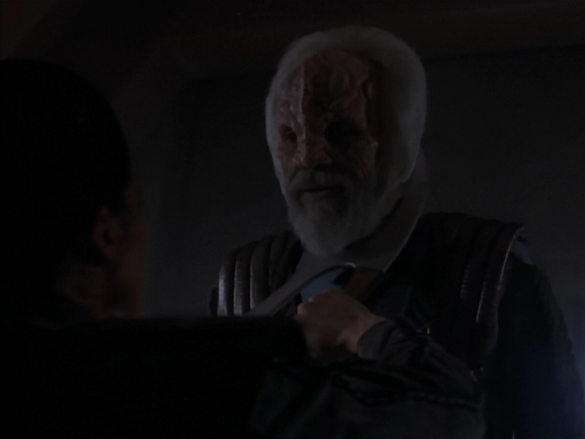extant_StarTrekDS9_2x19-BloodOath_03590.jpg