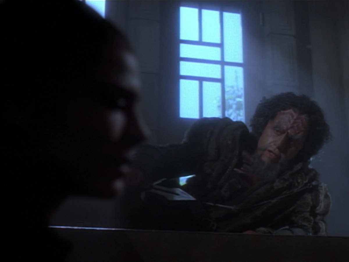 extant_StarTrekDS9_2x19-BloodOath_03614.jpg