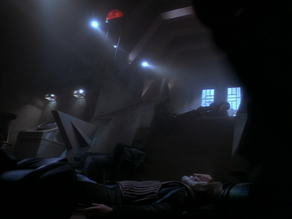 extant_StarTrekDS9_2x19-BloodOath_03632.jpg