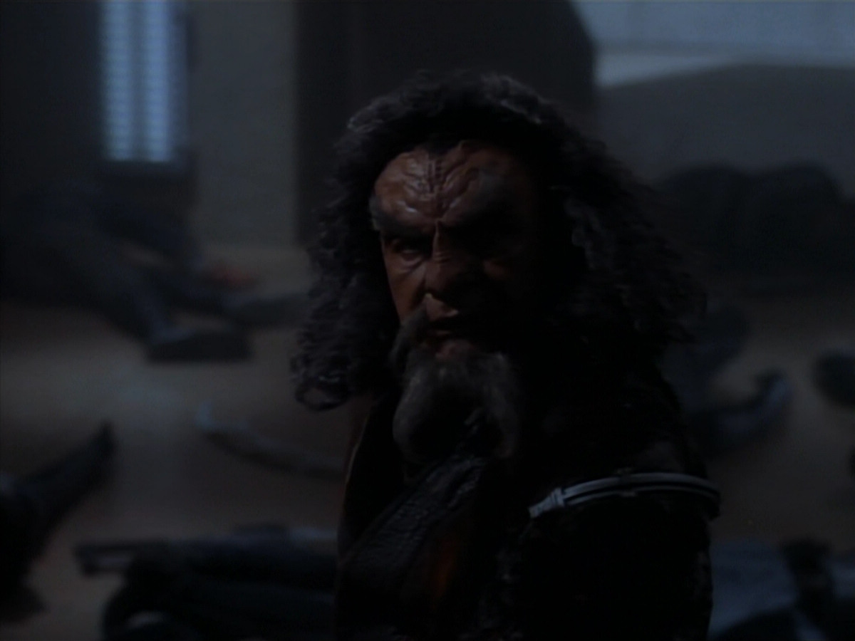 extant_StarTrekDS9_2x19-BloodOath_03646.jpg