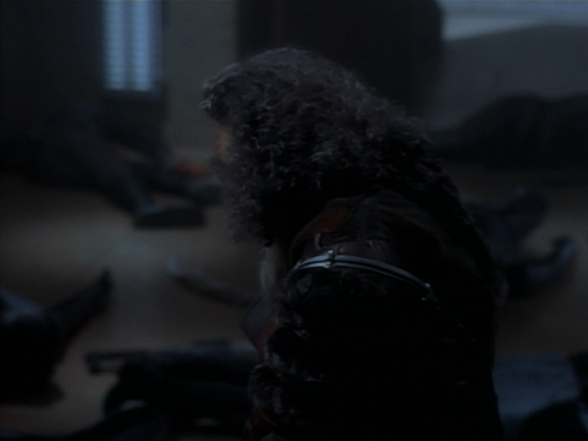 extant_StarTrekDS9_2x19-BloodOath_03678.jpg