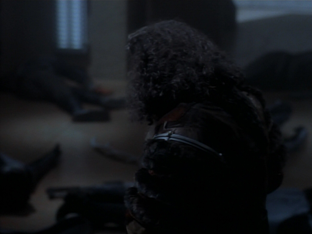 extant_StarTrekDS9_2x19-BloodOath_03680.jpg
