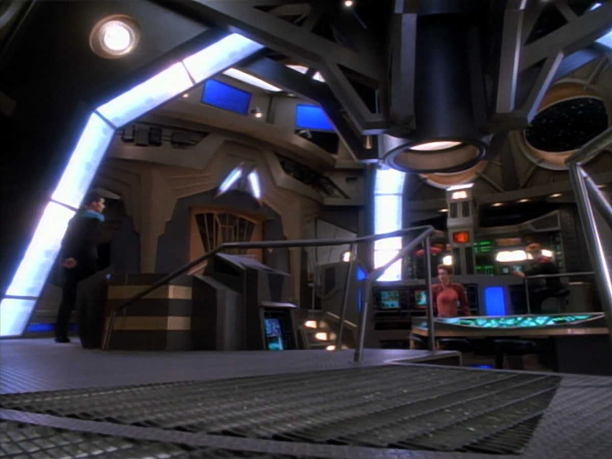 extant_StarTrekDS9_2x19-BloodOath_03720.jpg