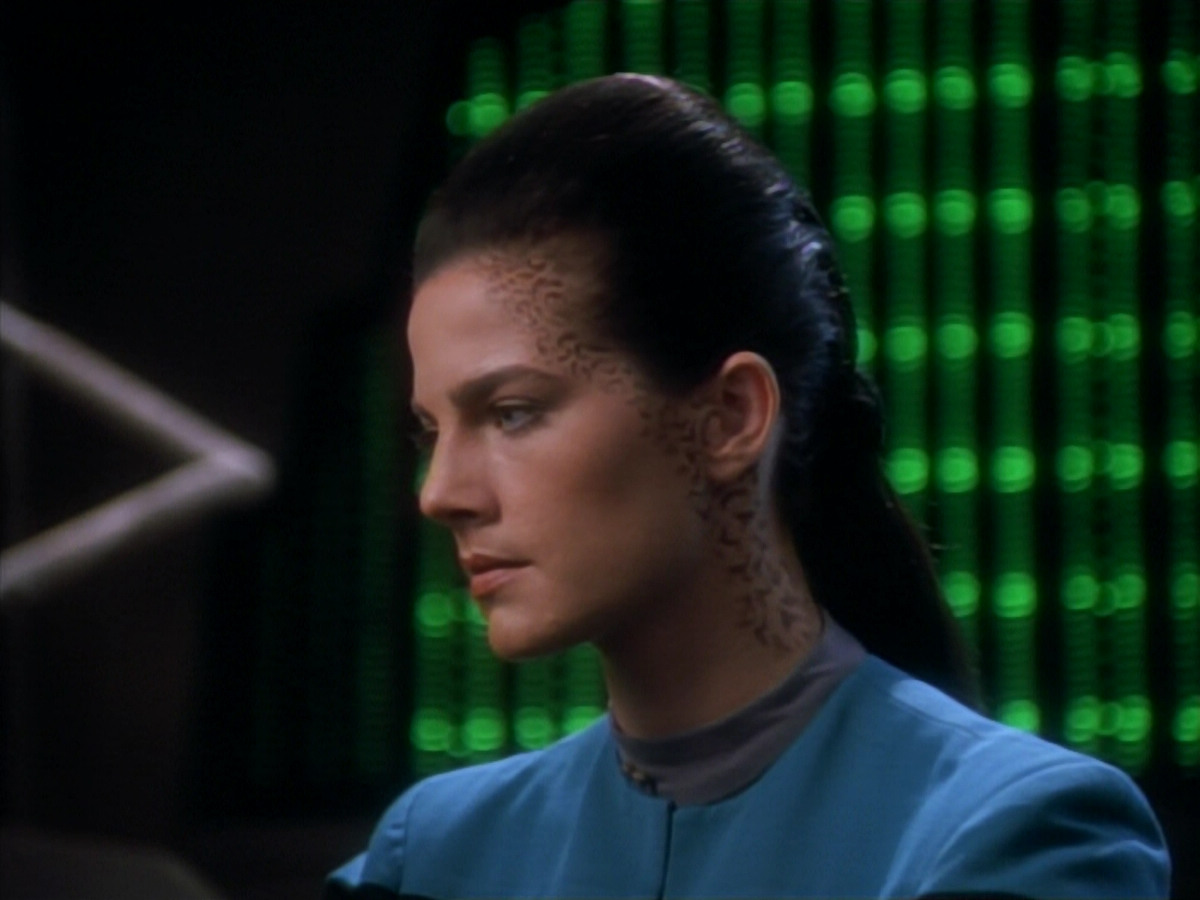 extant_StarTrekDS9_2x19-BloodOath_03760.jpg