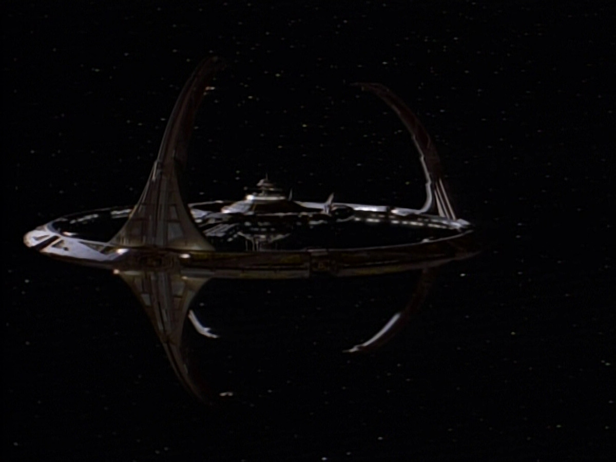 extant_StarTrekDS9_2x19-BloodOath_03767.jpg