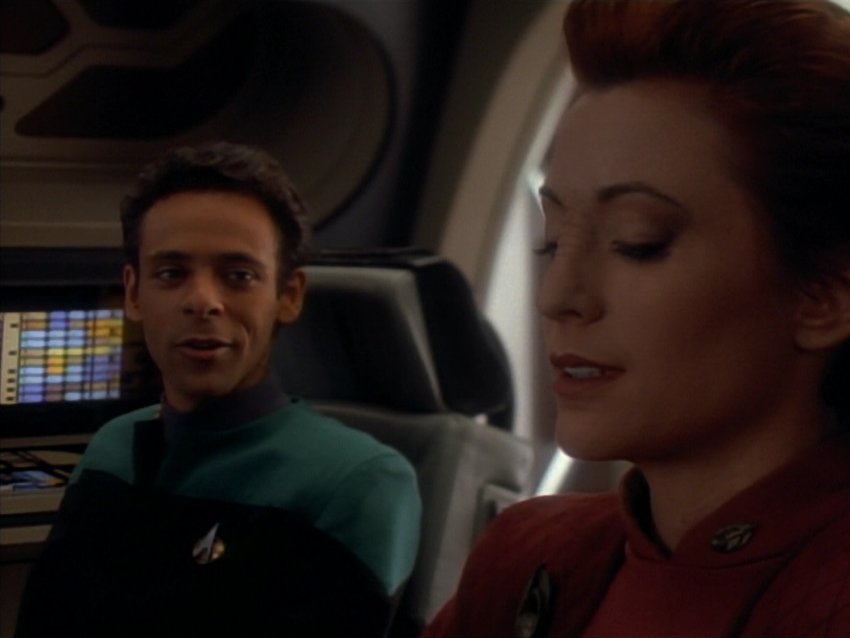 extant_StarTrekDS9_2x23-Crossover_00040.jpg