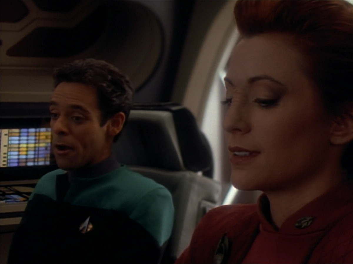 extant_StarTrekDS9_2x23-Crossover_00041.jpg