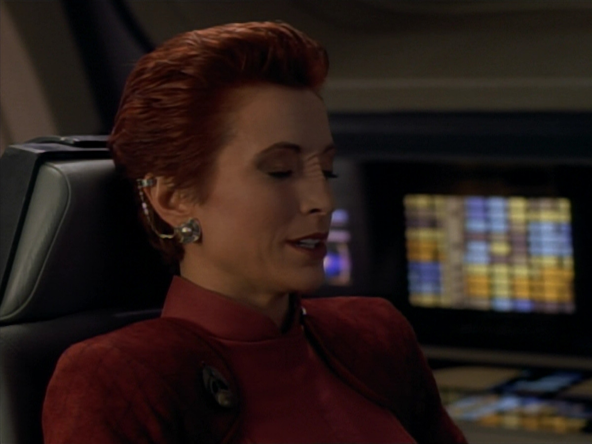 extant_StarTrekDS9_2x23-Crossover_00063.jpg