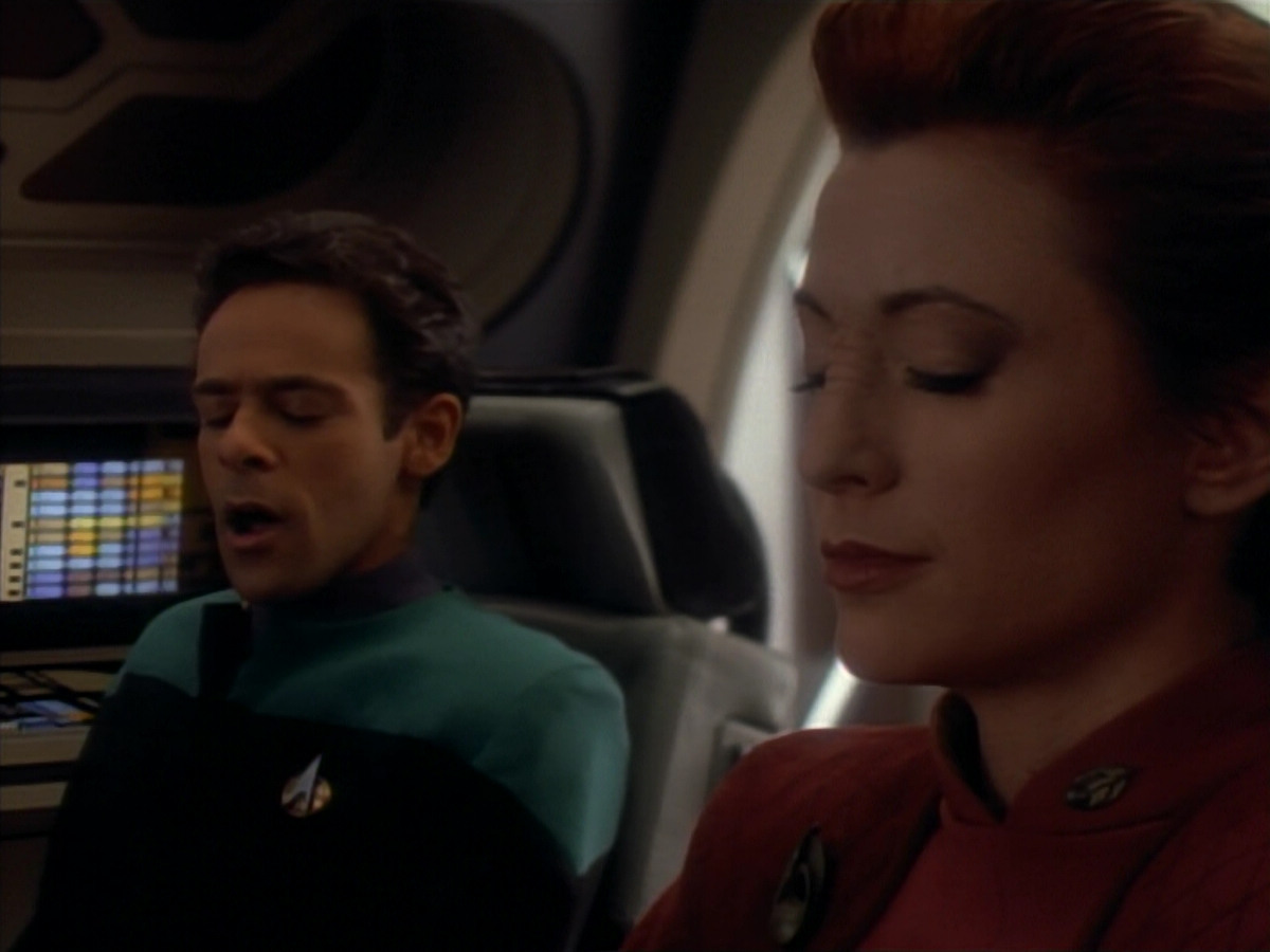 extant_StarTrekDS9_2x23-Crossover_00082.jpg