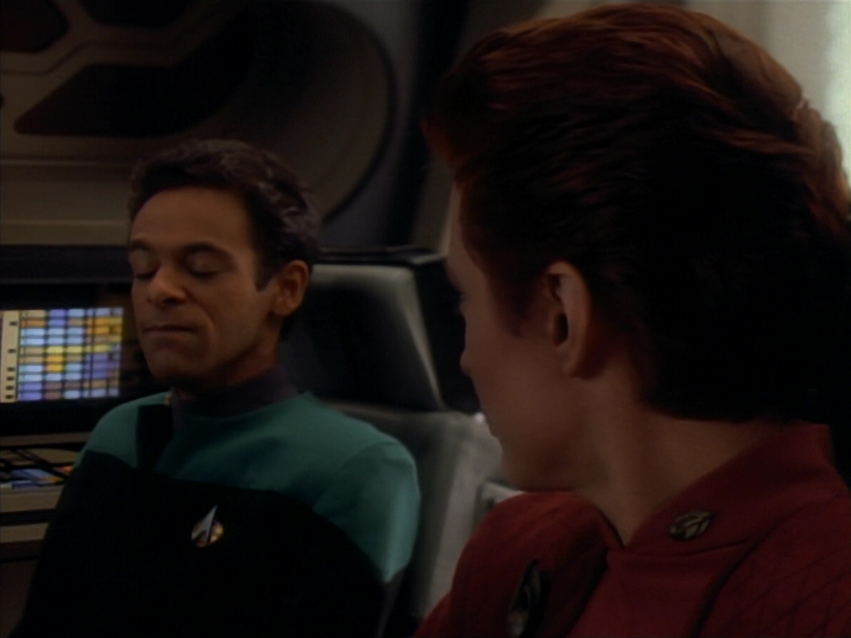 extant_StarTrekDS9_2x23-Crossover_00087.jpg