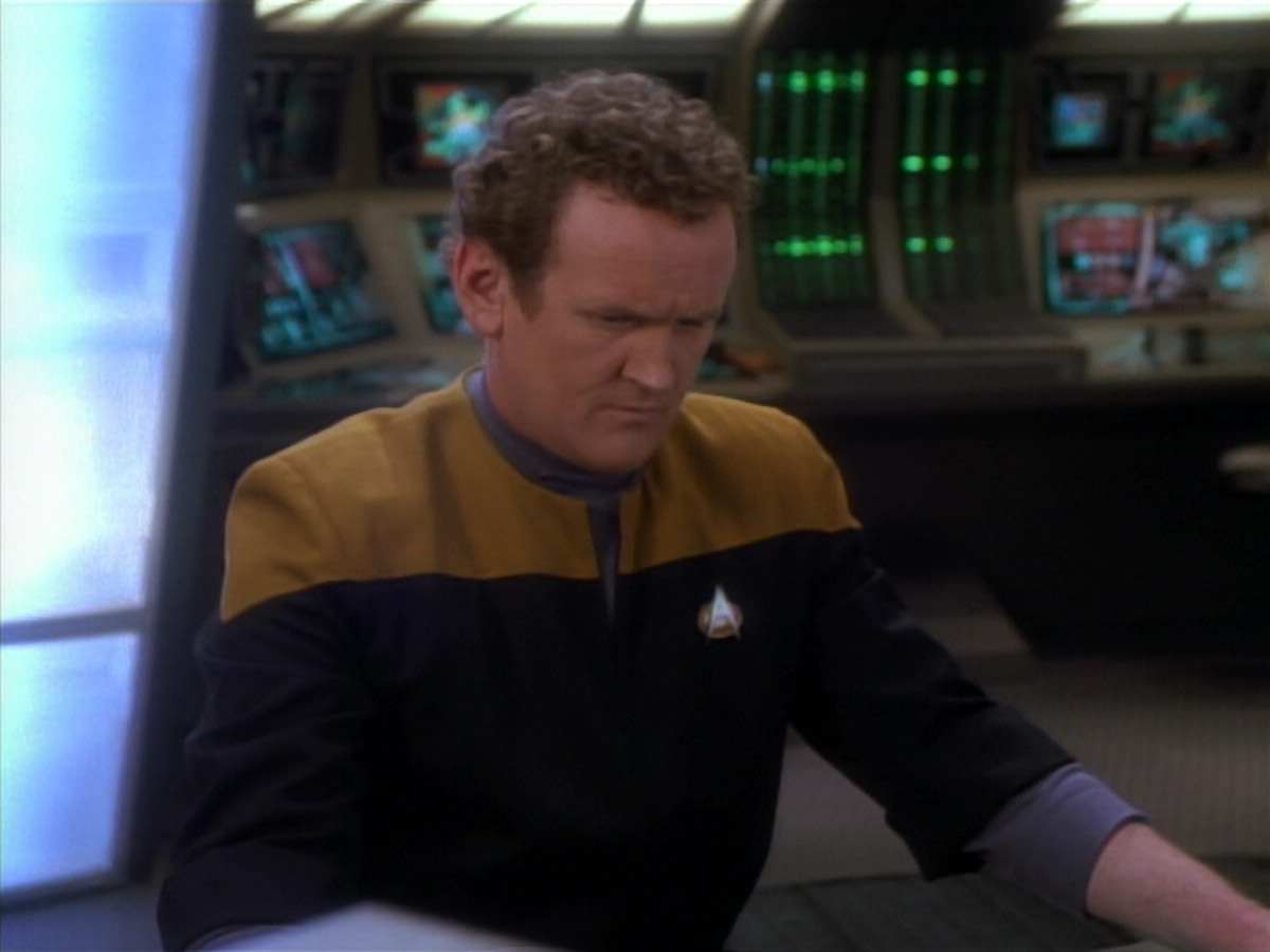 extant_StarTrekDS9_2x23-Crossover_03736.jpg