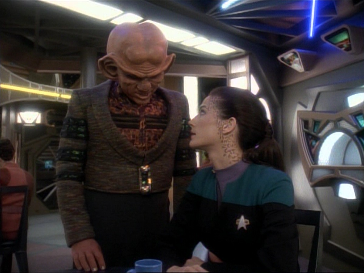 ariane179254_StarTrek_DS9_3x05-SecondSkin_0021.jpg