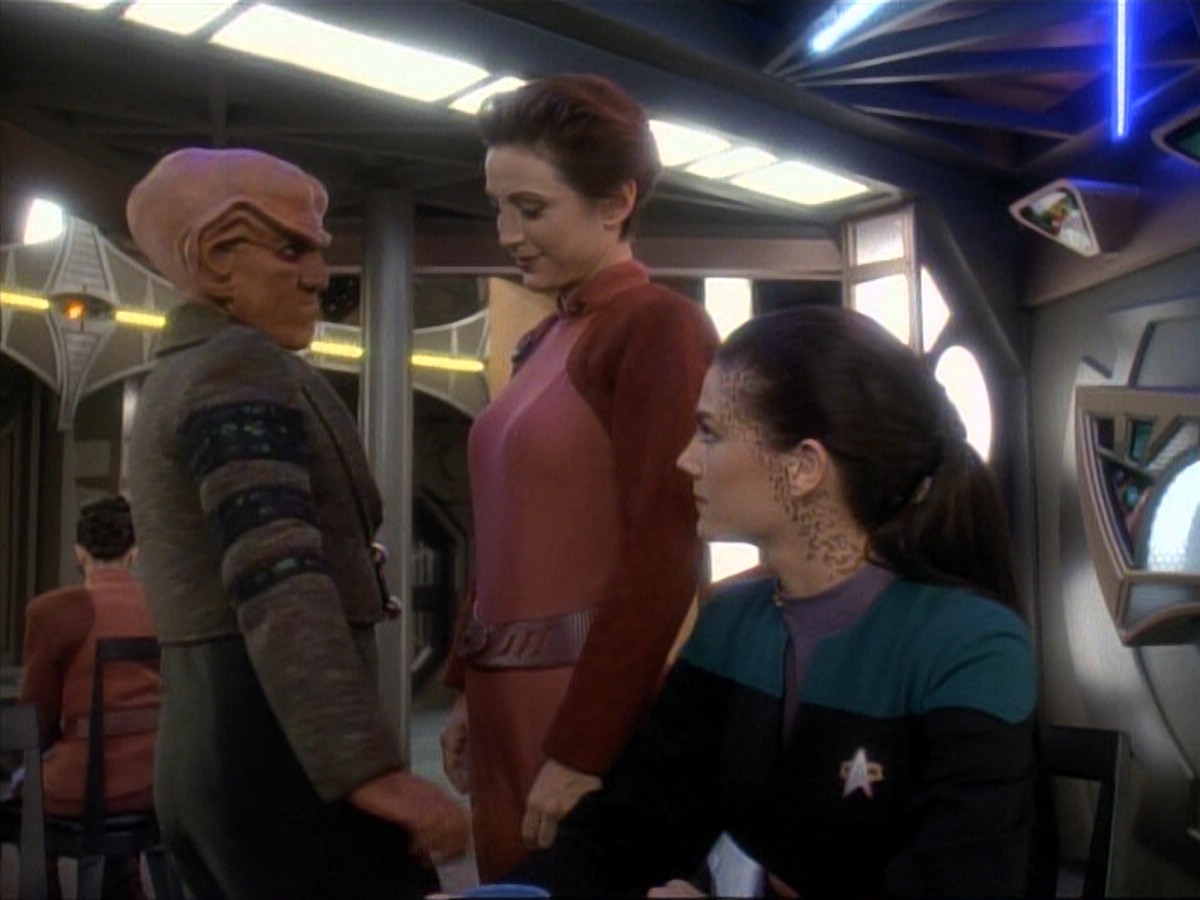 ariane179254_StarTrek_DS9_3x05-SecondSkin_0071.jpg