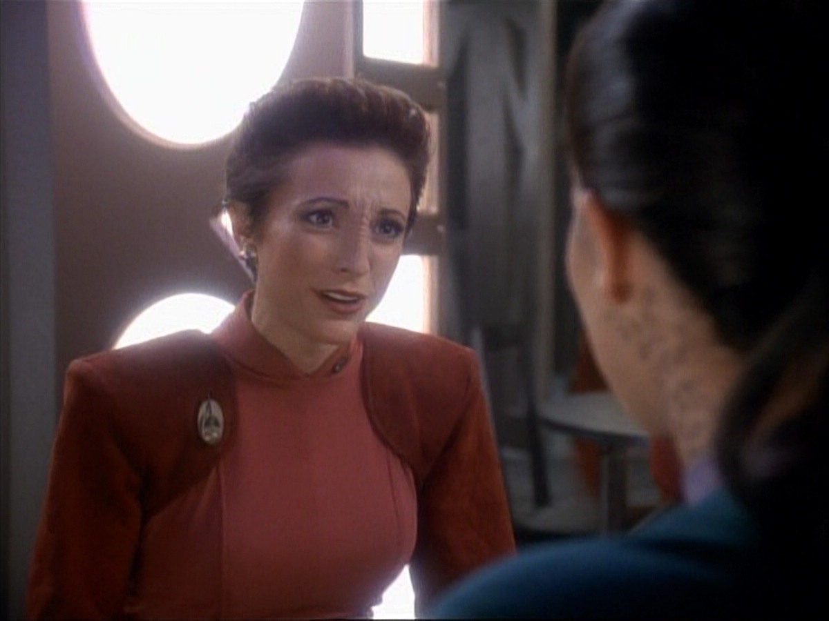ariane179254_StarTrek_DS9_3x05-SecondSkin_0081.jpg